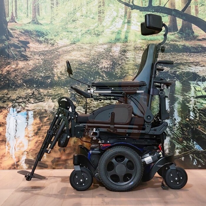Tweedehands Elektrische rolstoel - Quickie Salsa M2 - 2017
