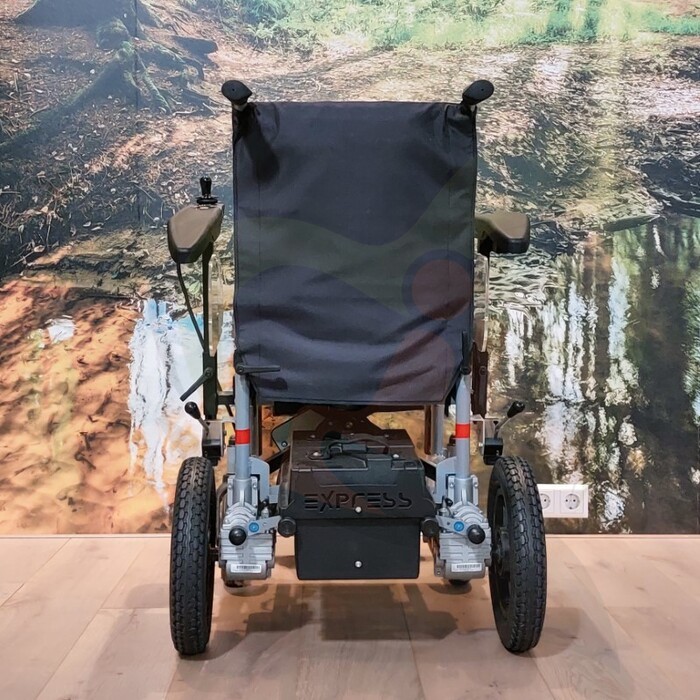 Tweedehands elektrische rolstoel - Vermeiren Express - Nieuwstaat