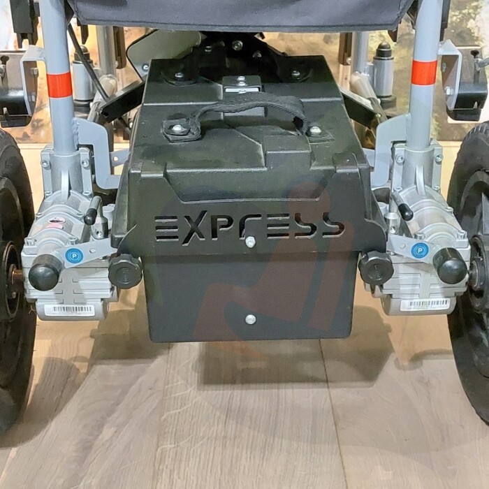 Tweedehands elektrische rolstoel - Vermeiren Express - Nieuwstaat