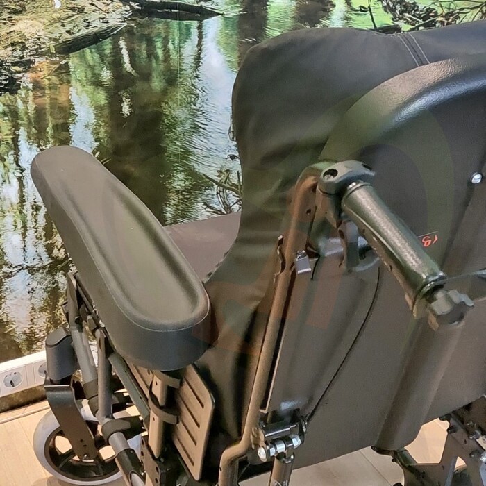 Tweedehands Elektrische Rolstoel - Alber E-fix