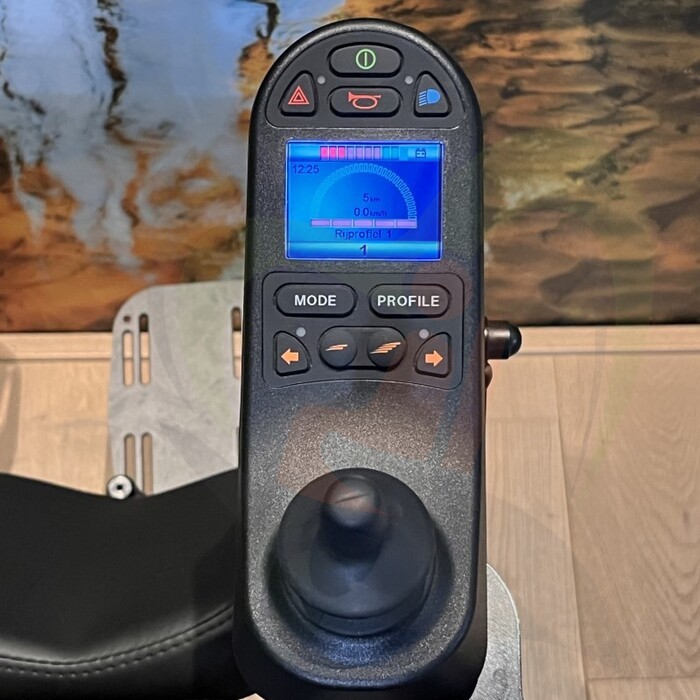 Tweedehands elektrische rolstoel - Quickie Jive R 