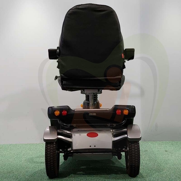 Tweedehands scootmobiel - Life & Mobility Mezzo zwart/zilver