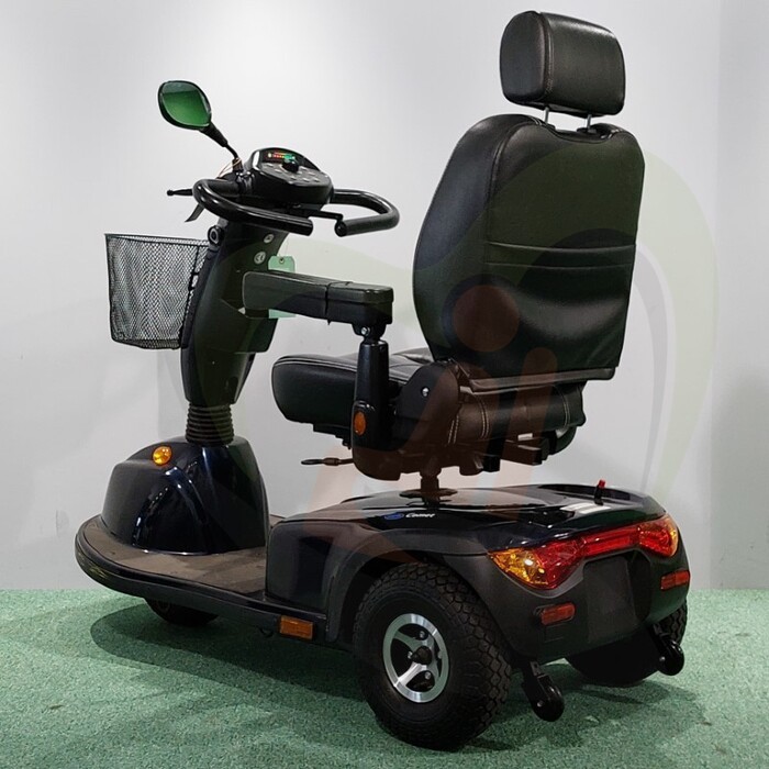 Tweedehands scootmobiel - Invacare Comet Pro 3-wiel blauw