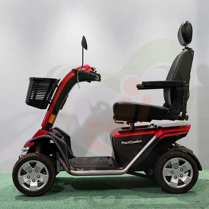 Tweedehands scootmobiel - Practicomfort Hurricane 4-wiel - rood