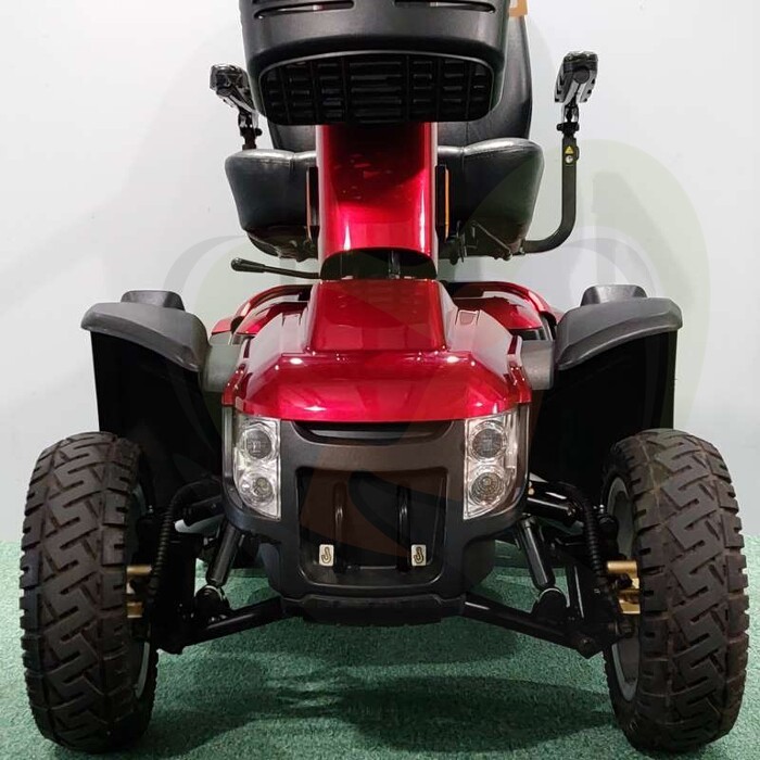 Tweedehands scootmobiel - Practicomfort Hurricane 4-wiel - rood
