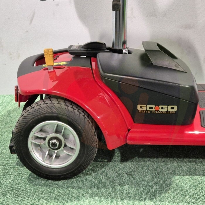 Tweedehands scootmobiel - Pride Ultra X 4-wiel rood