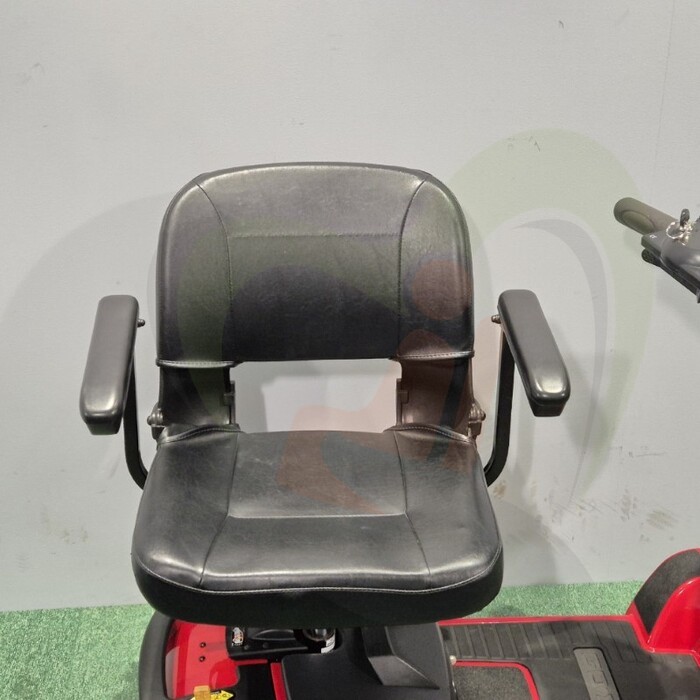 Tweedehands scootmobiel - Pride Ultra X 4-wiel rood