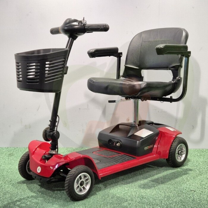 Tweedehands scootmobiel - Pride Ultra X 4-wiel rood