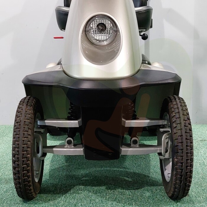 Tweedehands scootmobiel - Sterling Trophy 6