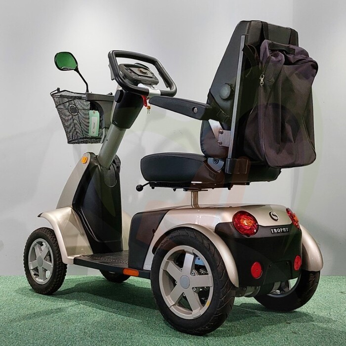 Tweedehands scootmobiel - Sterling Trophy 6