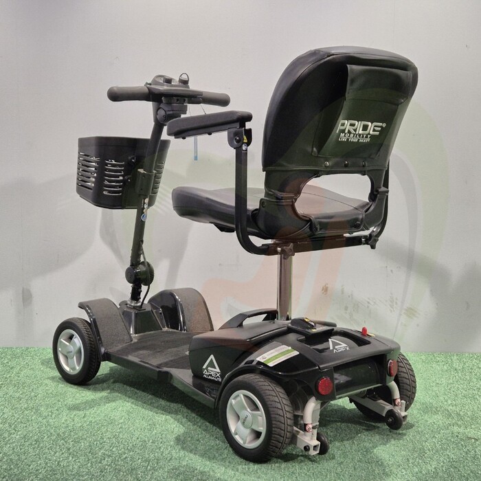 Tweedehands scootmobiel - Pride Apex Alumalite