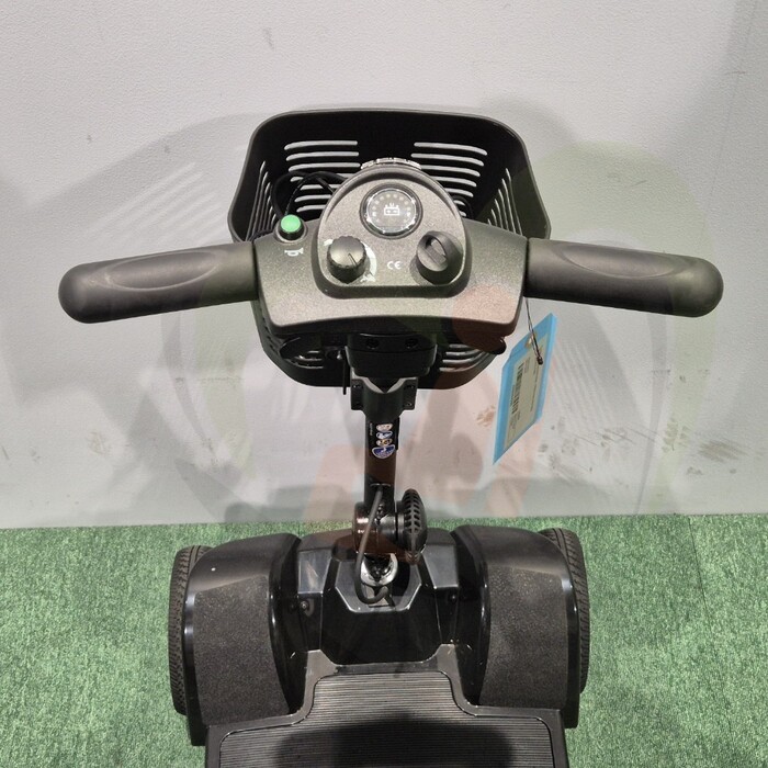 Tweedehands scootmobiel - Pride Apex Alumalite