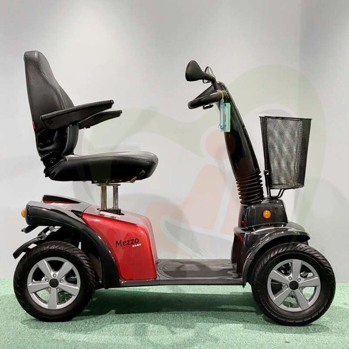 Tweedehands scootmobiel - Life en Mobility Mezzo 4 Rosso				