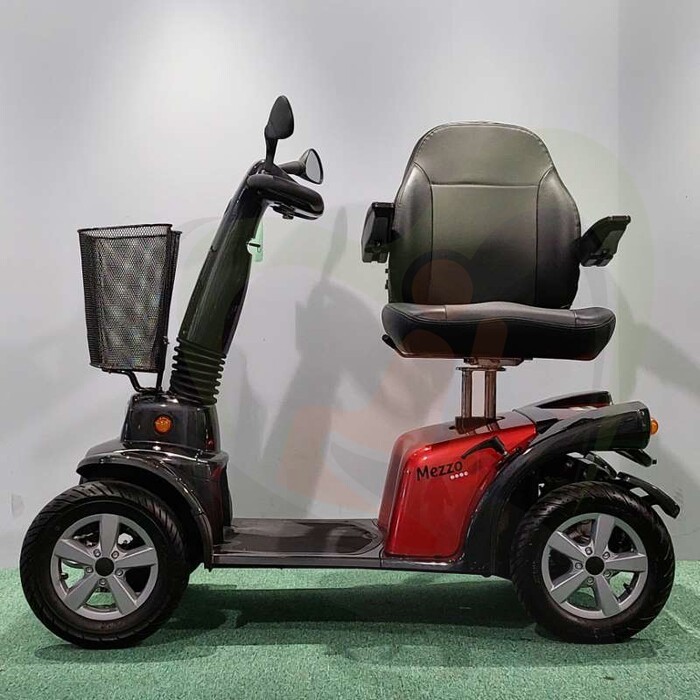 Tweedehands scootmobiel - Life en Mobility Mezzo 4 Rosso				