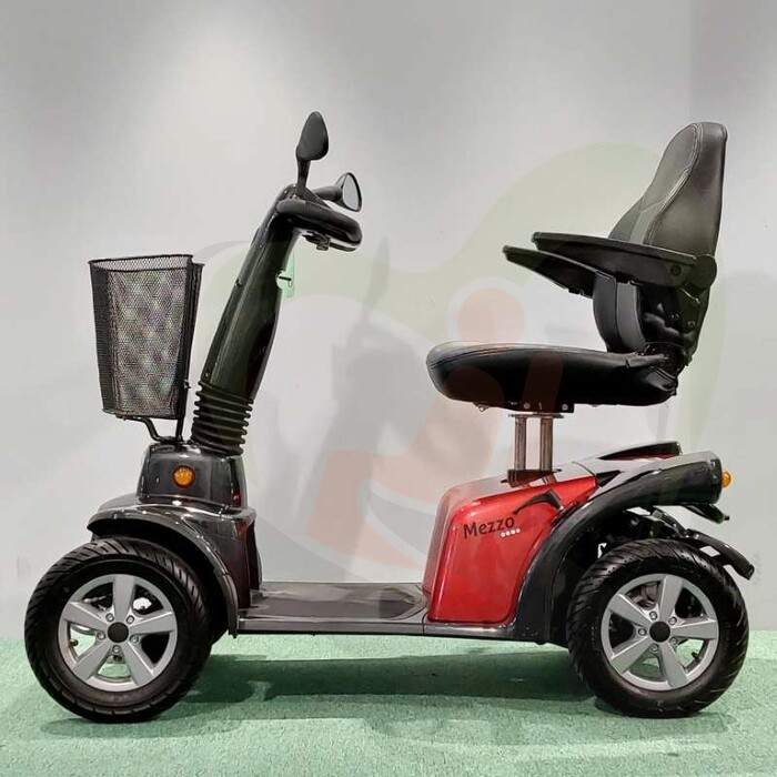 Tweedehands scootmobiel - Life en Mobility Mezzo 4 Rosso				
