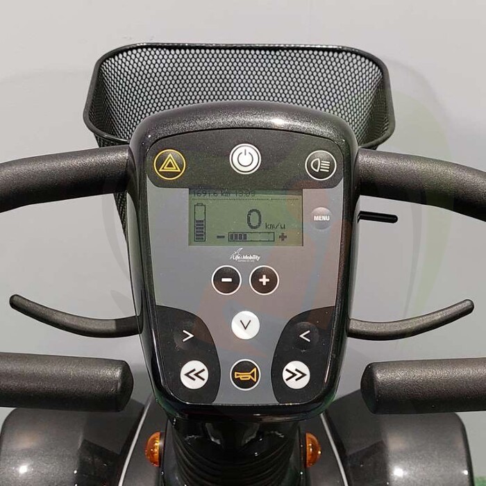 Tweedehands scootmobiel - Life en Mobility Mezzo 4 Rosso				