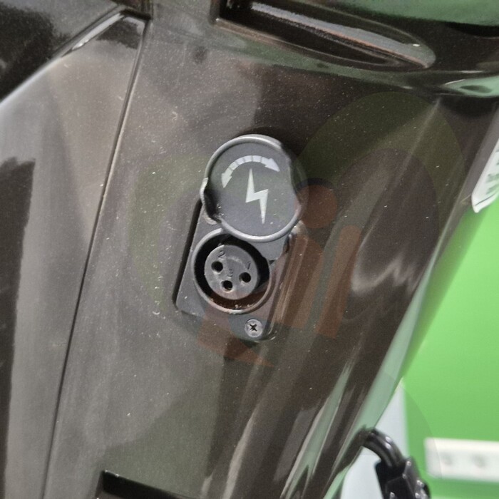 Tweedehands scootmobiel - Vermeiren Carpo 3LE - bruin