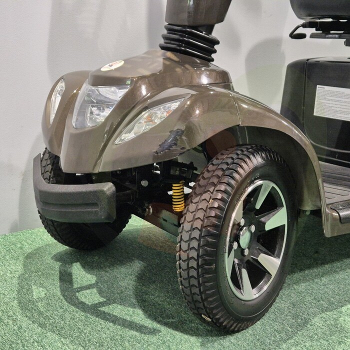 Tweedehands scootmobiel - Vermeiren Carpo 4LE