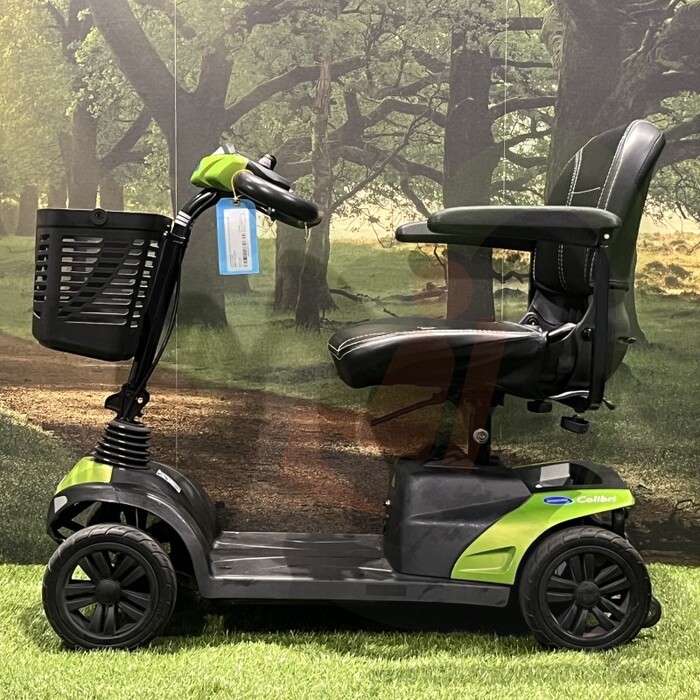 Tweedehands scootmobiel - invacare colibri 4-wiel met nieuwe accu's