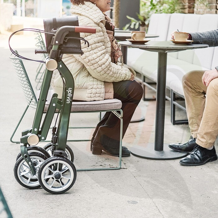 Rollator Uplivin Trive dubbel opvouwbaar - slechts 6,5 kg!