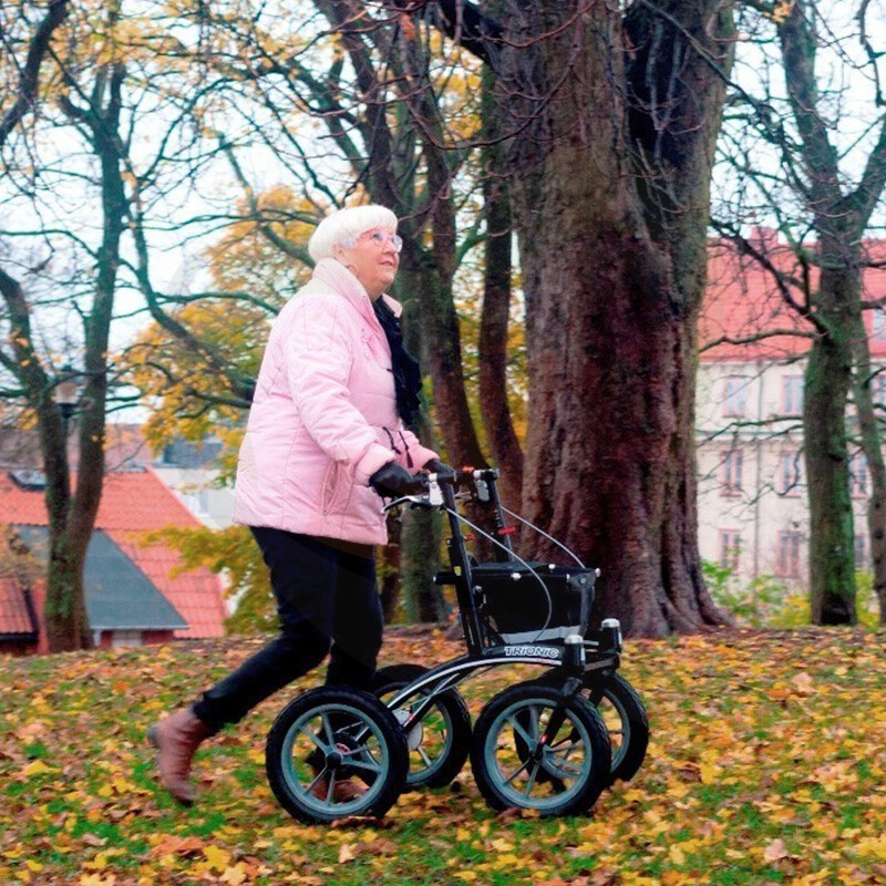 Trionic Walker 14er - ergonomische outdoor rollator met stuurwiel stabilisatie systeem