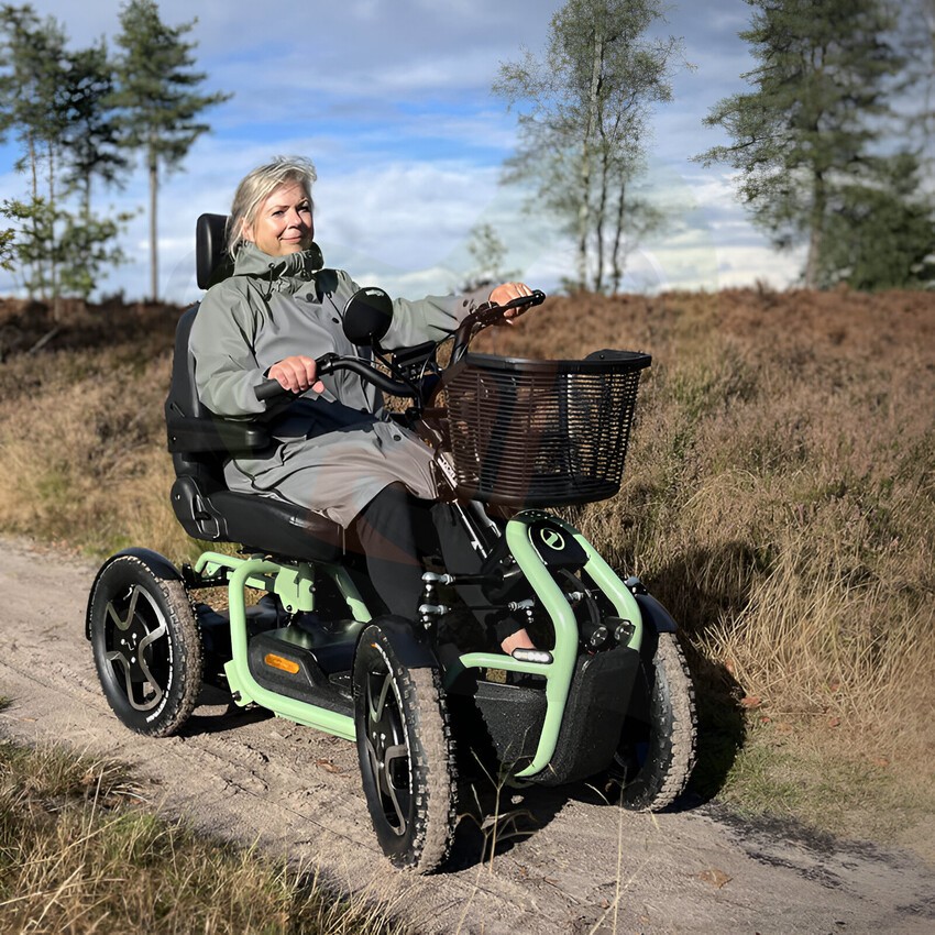 Scootmobiel Sterling S800 by Scoozy