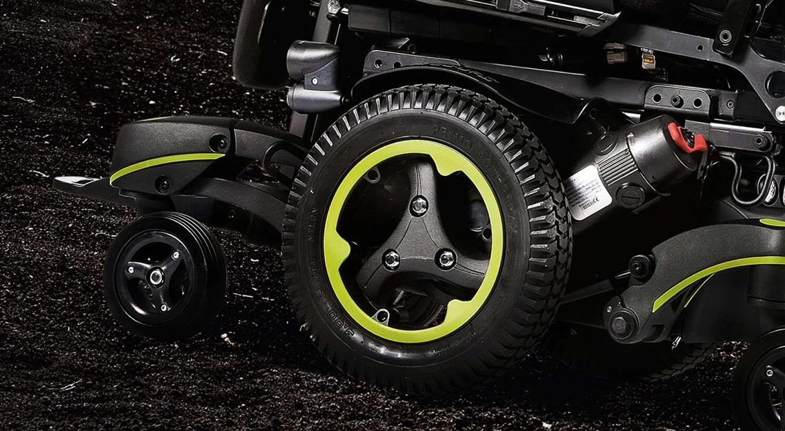 Comfort rijden met FTSS of Spidertrac 2.0 - Elektrische rolstoel Sunrise Medical - Quickie Q700 serie - Sedeo Pro