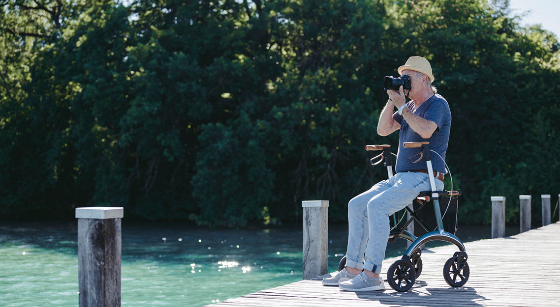 Carbon rollator: licht, vouwbaar en modern! - Rollator Saljol Carbon - Ultra lichtgewicht design rollator