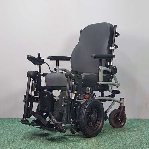 Tweedehands elektrische rolstoel - Vermeiren Navix FWD grijs