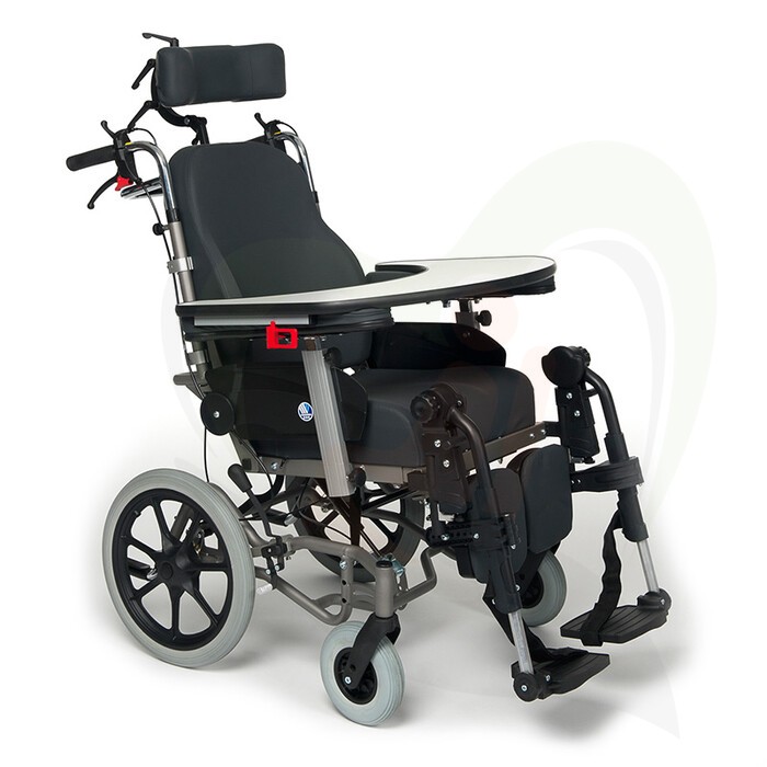Verzorgings rolstoel - Inovys Comfort met kantelverstelling